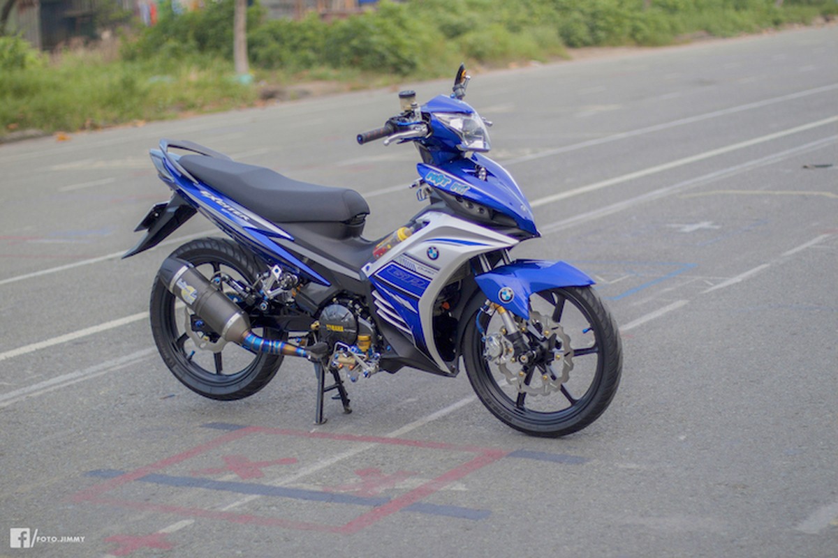 Yamaha Exciter 135 “full kieng” cua biker Quang Ngai