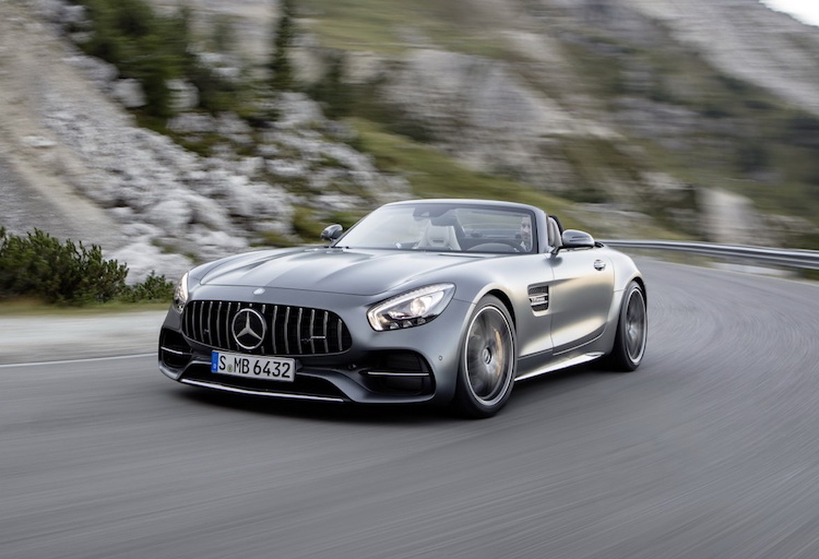 Sieu xe Mercedes AMG GT Roadster “chot gia” 3,17 ty-Hinh-7