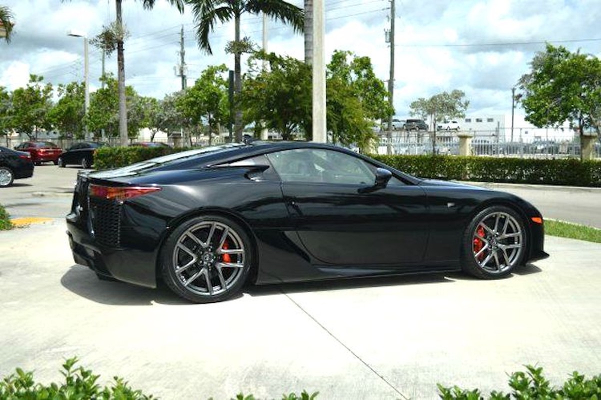 Soi sieu xe sang “hang hot” Lexus LFA gia hoi 6,09 ty-Hinh-8