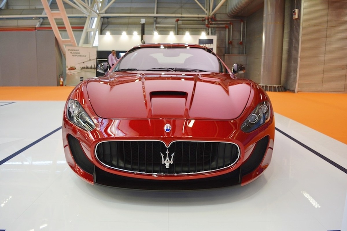 Sieu xe GranTurismo MC Stradale ky niem 100 nam Maserati