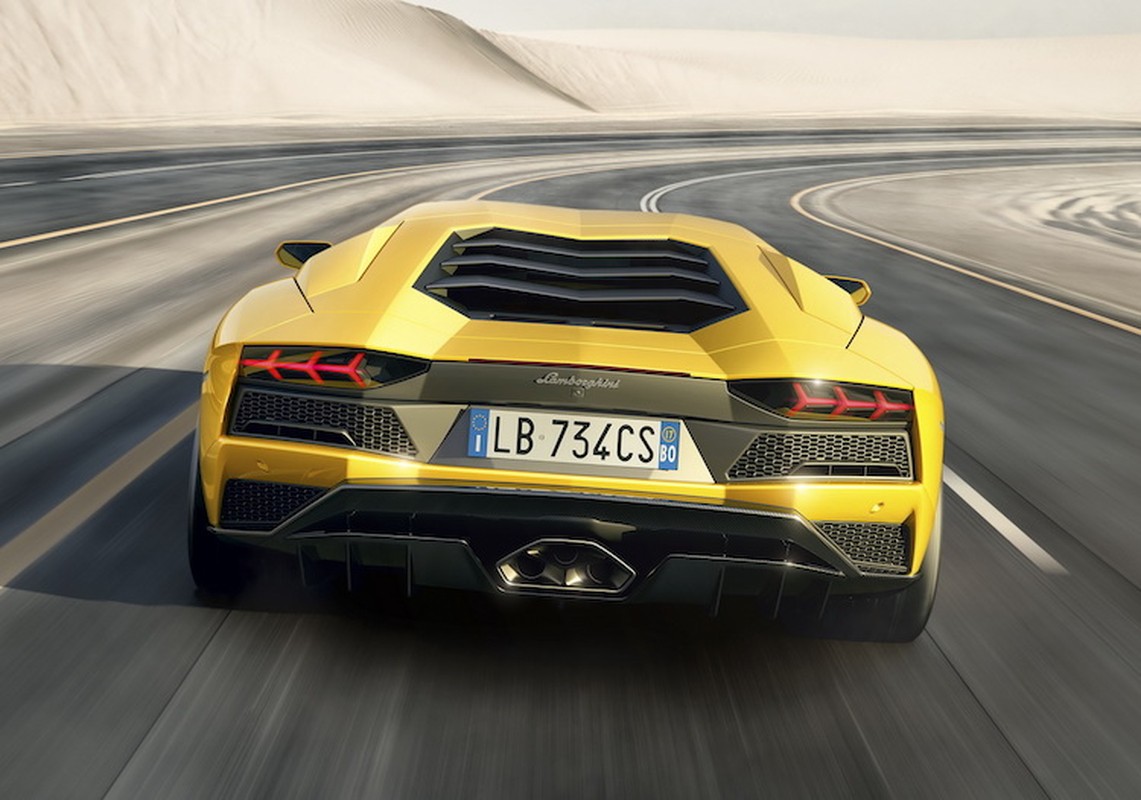 Lamborghini ra mat Aventador S gia 9,5 ty dong-Hinh-4
