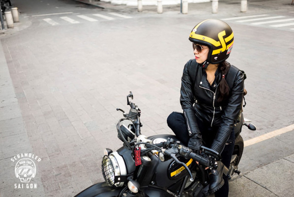 Nu biker Sai Gon “nai cung” Ducati Scrambler Full Throttle-Hinh-2