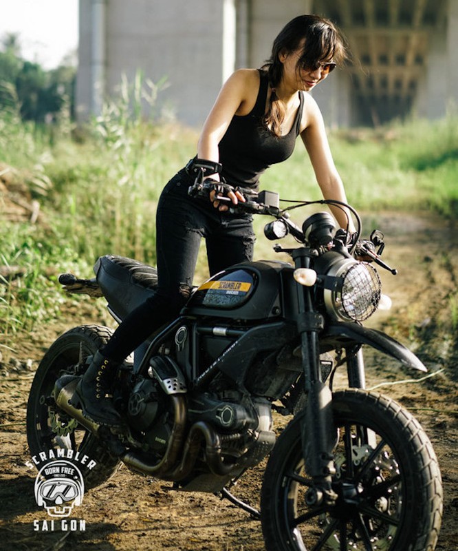 Nu biker Sai Gon “nai cung” Ducati Scrambler Full Throttle-Hinh-7