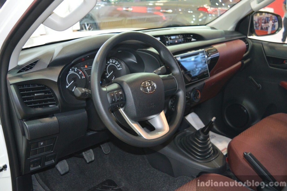 Toyota ra mat Hilux the thao TRD 