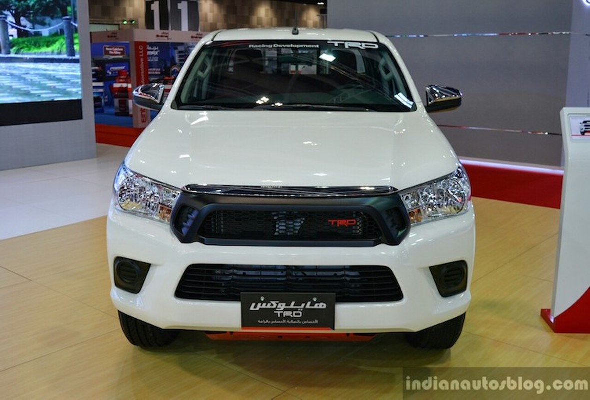 Toyota ra mat Hilux the thao TRD 