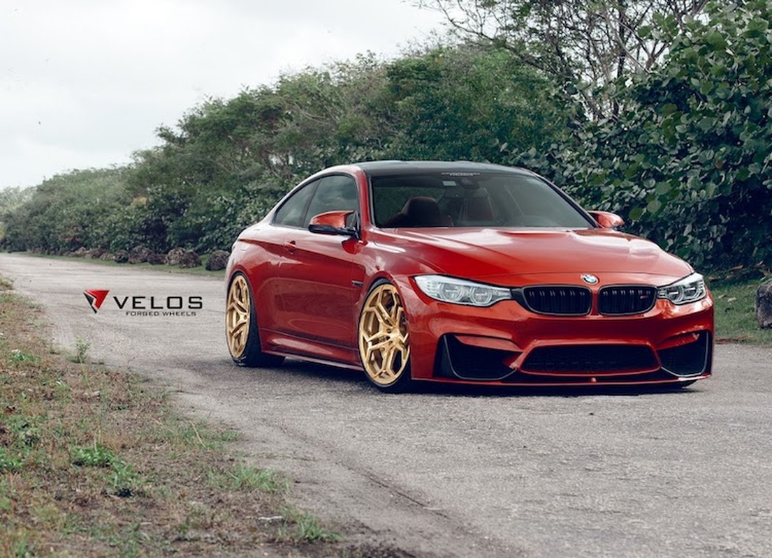 BMW M4 “chat choi” voi mau doc, mam do Lamborghini-Hinh-2