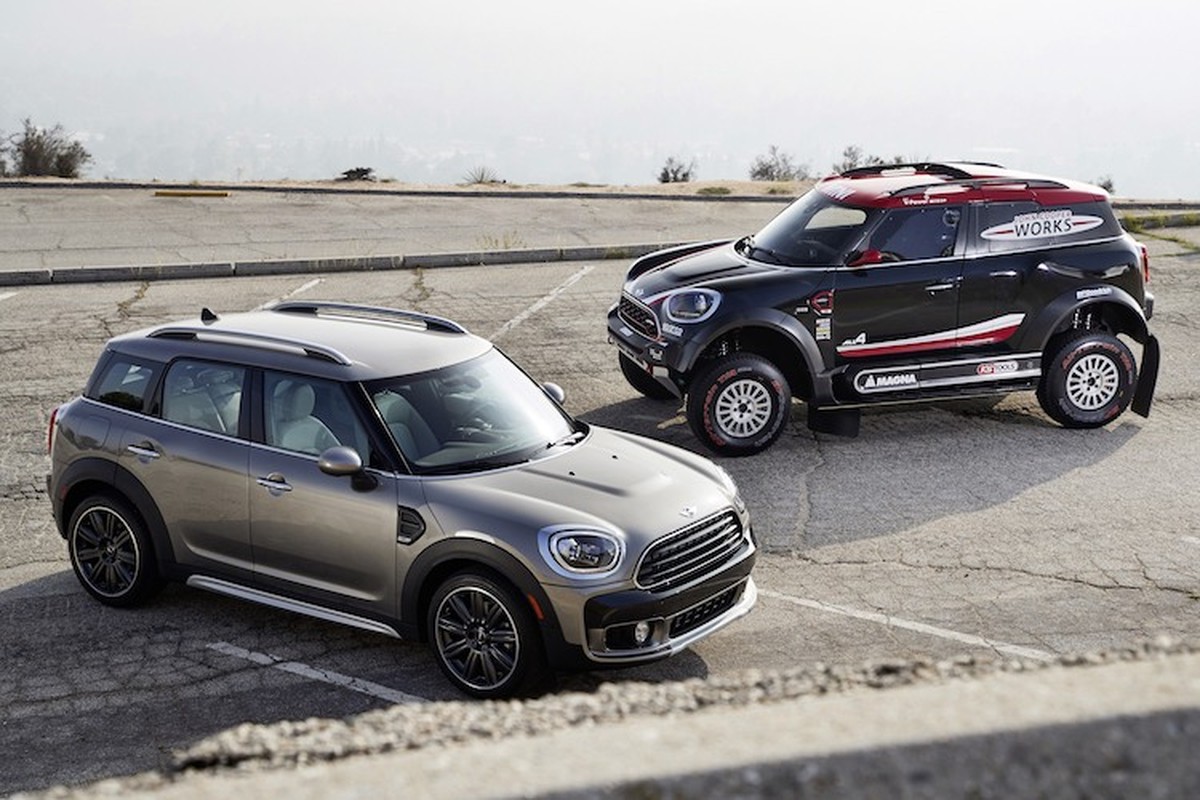 MINI Countryman ban dua dia hinh Dakar co gi dac biet?