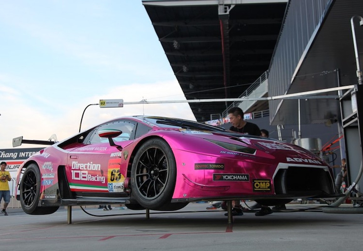 Sieu xe dua Lamborghini Huracan GT3 hong gia 6,6 ty-Hinh-3