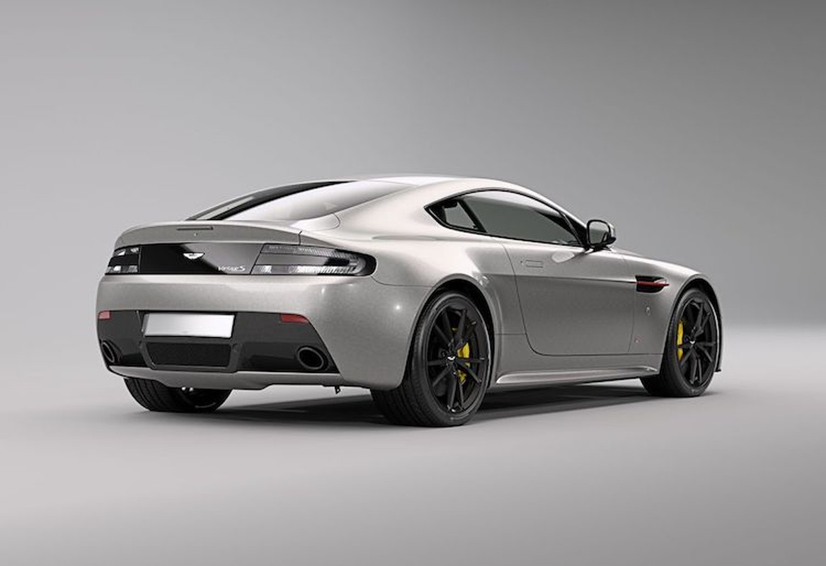 Sieu xe Aston Martin Vantage co ban “bo huc” Red Bull-Hinh-3