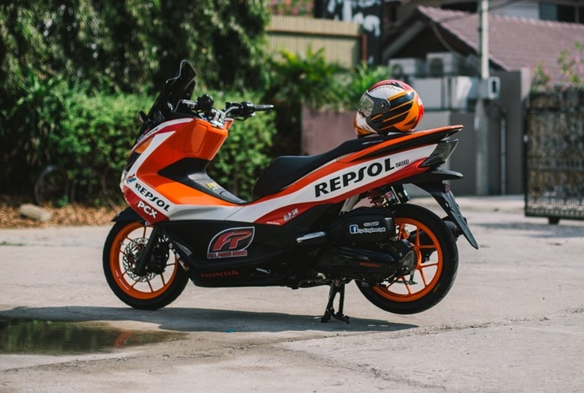 Honda PCX150 “sieu the thao” phong cach Repsol-Hinh-4