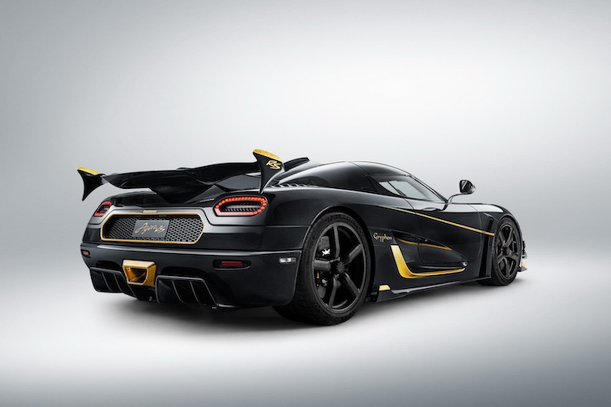 Sieu xe soi carbon, dat vang Koenigsegg Agera RS-Hinh-8