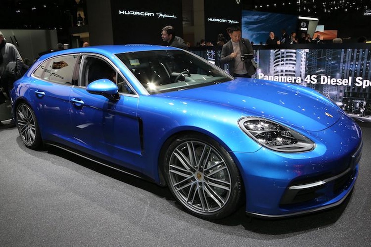 Porsche Panamera Sport Turismo “chot gia” 5,4 ty tai VN