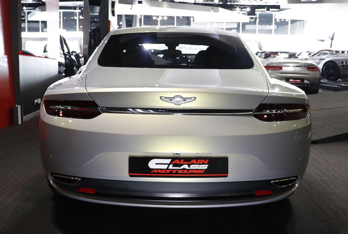 Sedan sieu sang Aston Martin 