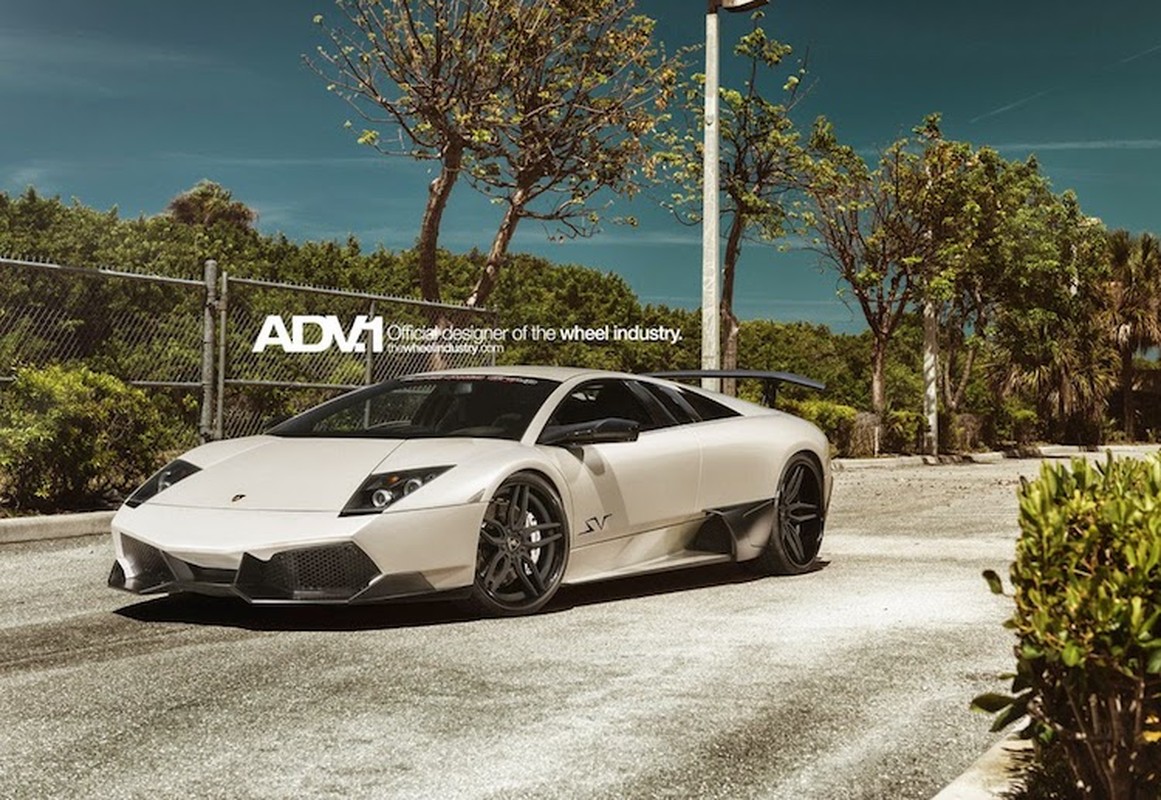 Lamborghini Murcielago SV dang cap voi mam do 272 trieu