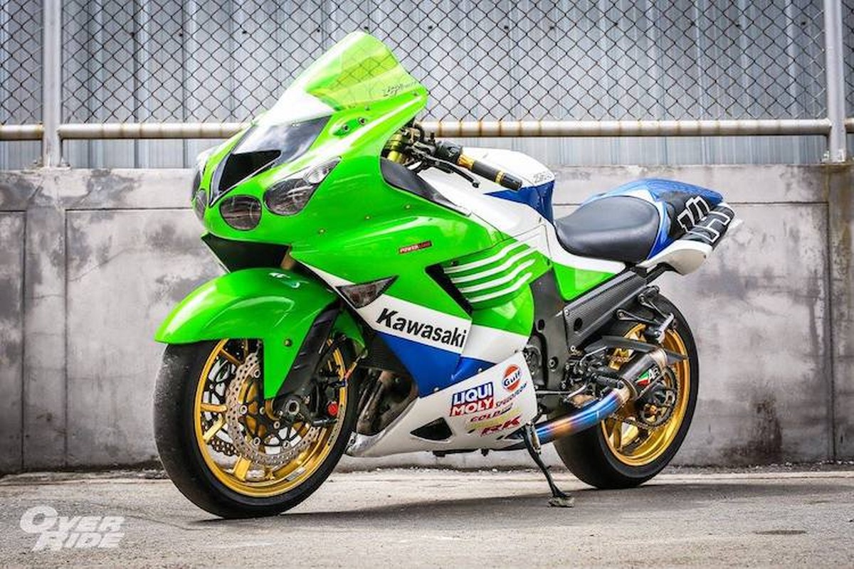 Kawasaki Ninja ZX-14R thach thuc “than gio” Suzuki Hayabusa