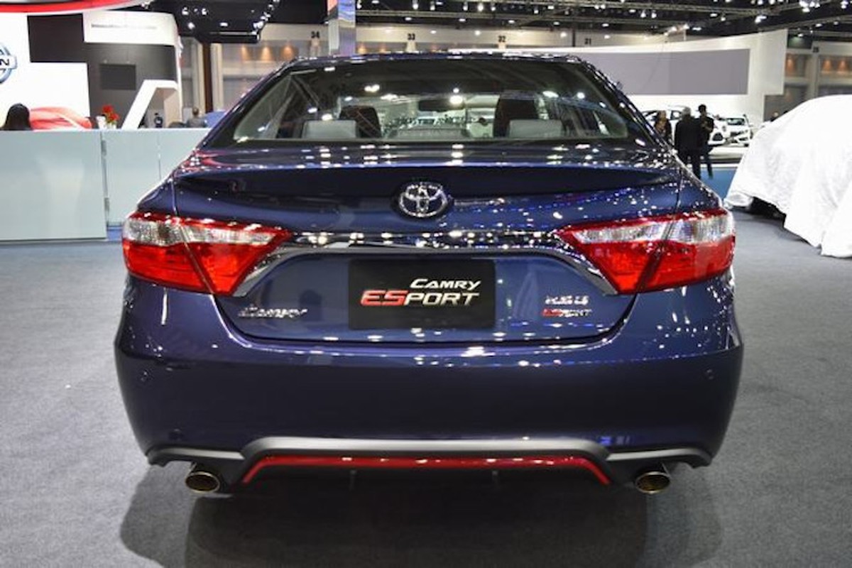 Toyota ra mat Camry ESport 2017 