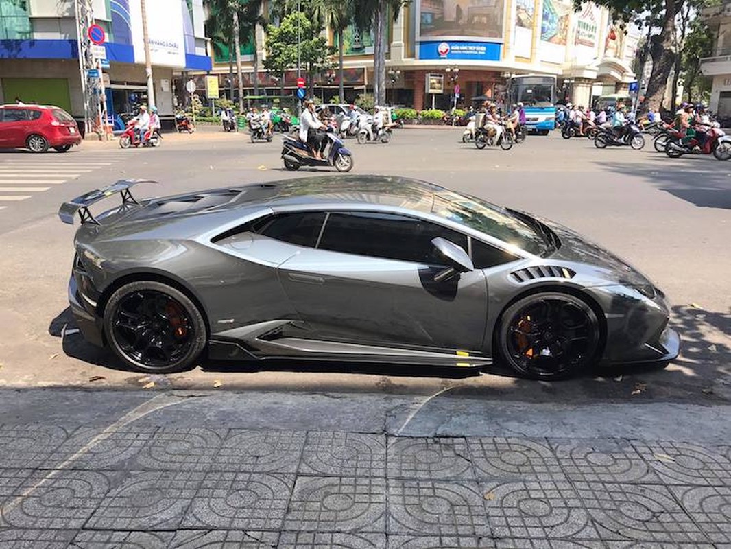 Lamborghini Huracan “khung” nhat Viet Nam khoe mau doc-Hinh-6