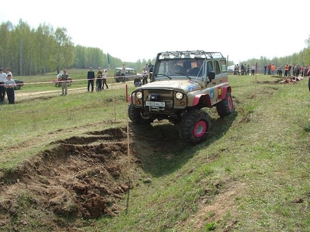 Xe Nga UAZ 469 - chiec oto lich su cua quan dan Viet-Hinh-10