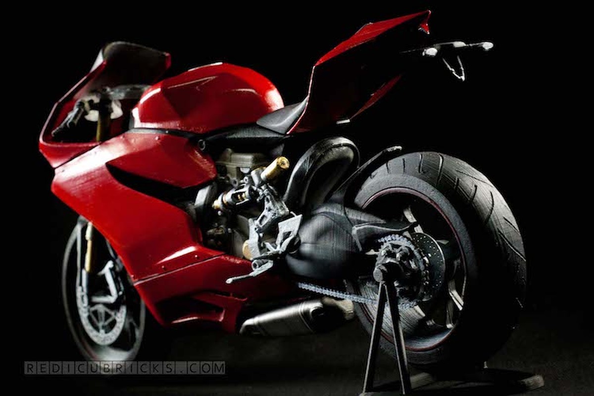 Sieu moto Ducati 1199 Panigale gia chi 30 trieu dong?-Hinh-2