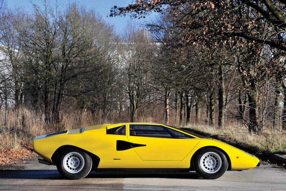 Sieu xe Lamborghini Countach gan 50 tuoi van moi cung-Hinh-2