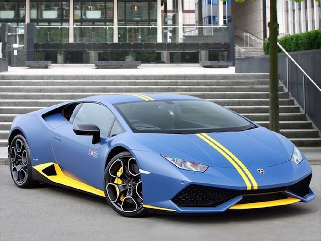 Soi cap doi Lamborghini Huracan Avio gia 5,57 ty