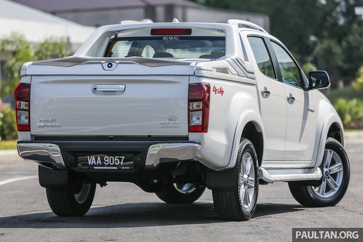 &quot;Soi&quot; Isuzu D-Max ban cao cap gia tu 612 trieu dong-Hinh-3