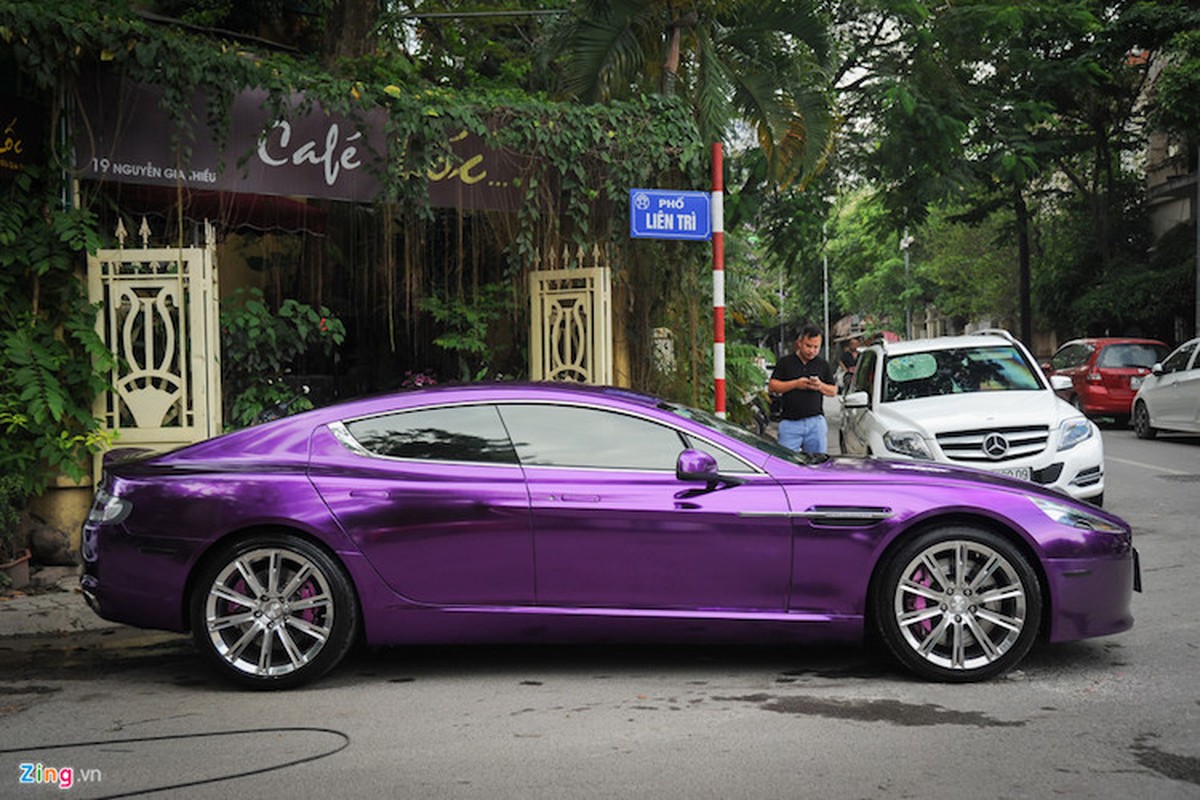 Sieu xe Aston Martin Rapide S mau doc hon 10 ty tai VN-Hinh-2