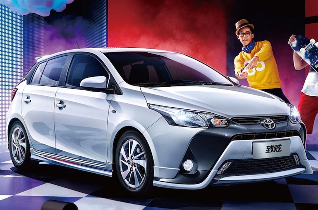 Toyota Yaris 2017 nang cap gia chi 302 trieu dong