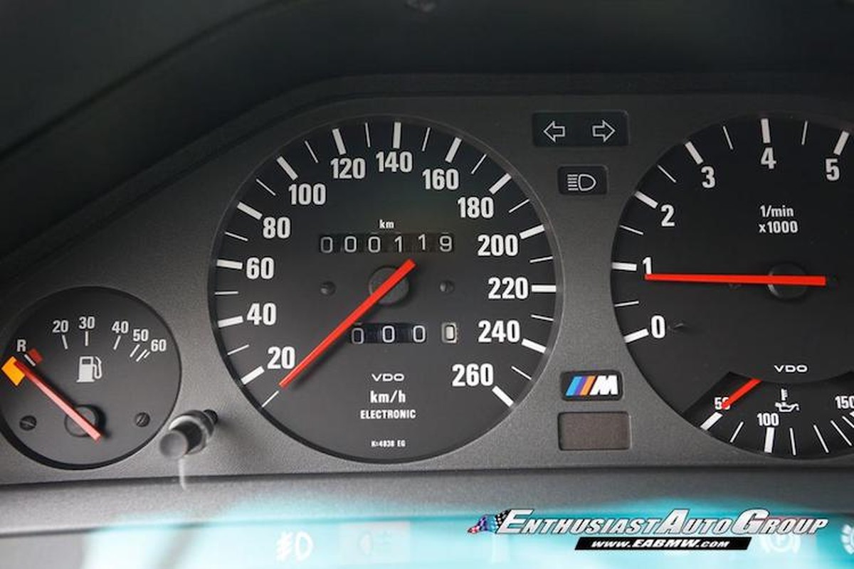 BMW M3 doi co “dap thung” thet gia 5,68 ty-Hinh-9