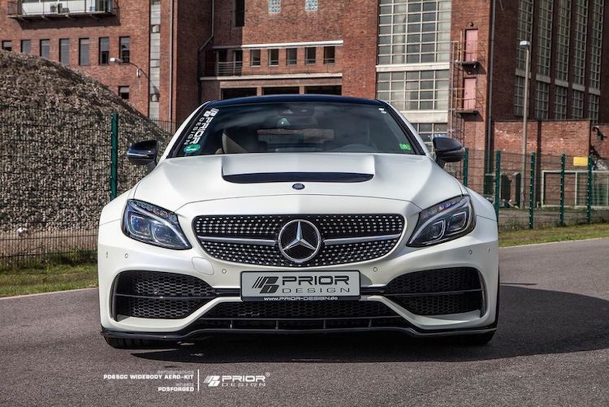 Mercedes-AMG C63 Coupe sieu khung voi widebody doc-Hinh-2