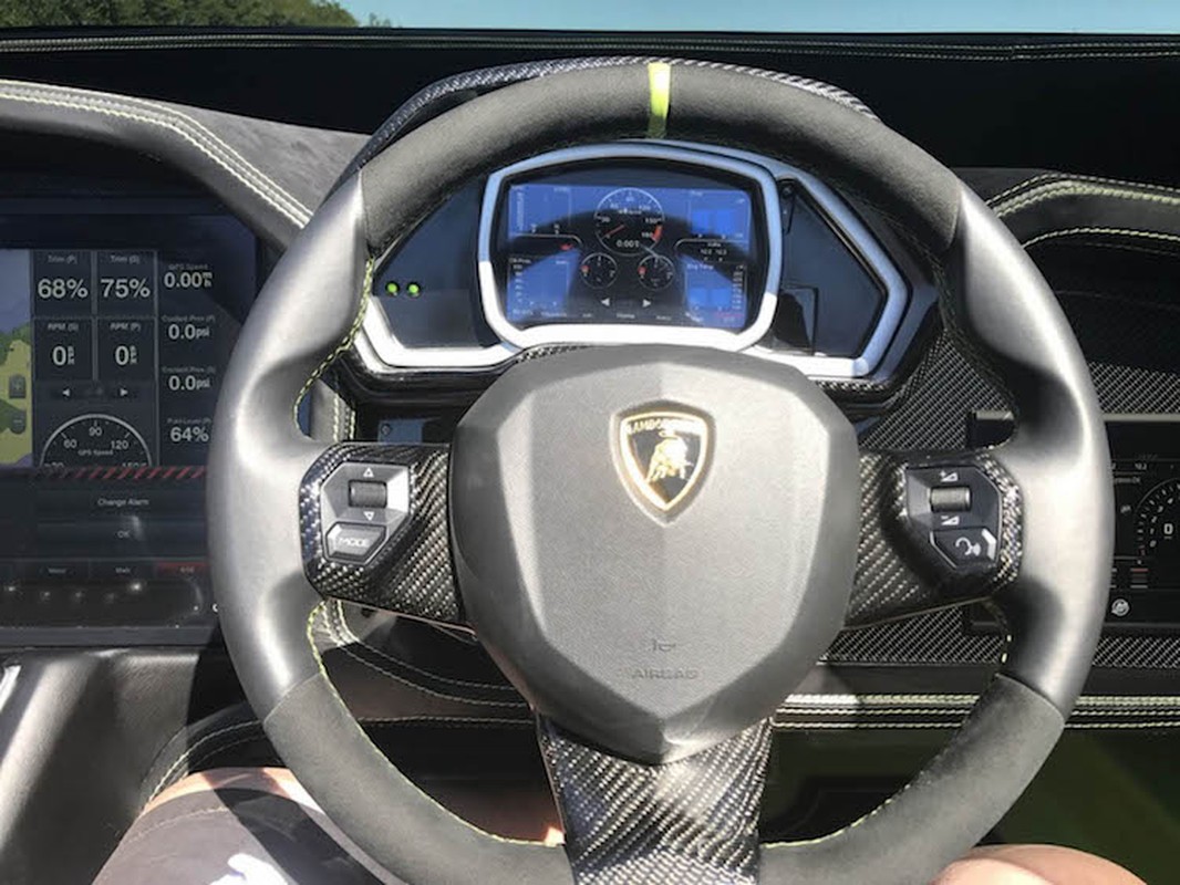 Mua sieu du thuyen 50 ty “khuyen mai” Lamborghini Aventador-Hinh-6