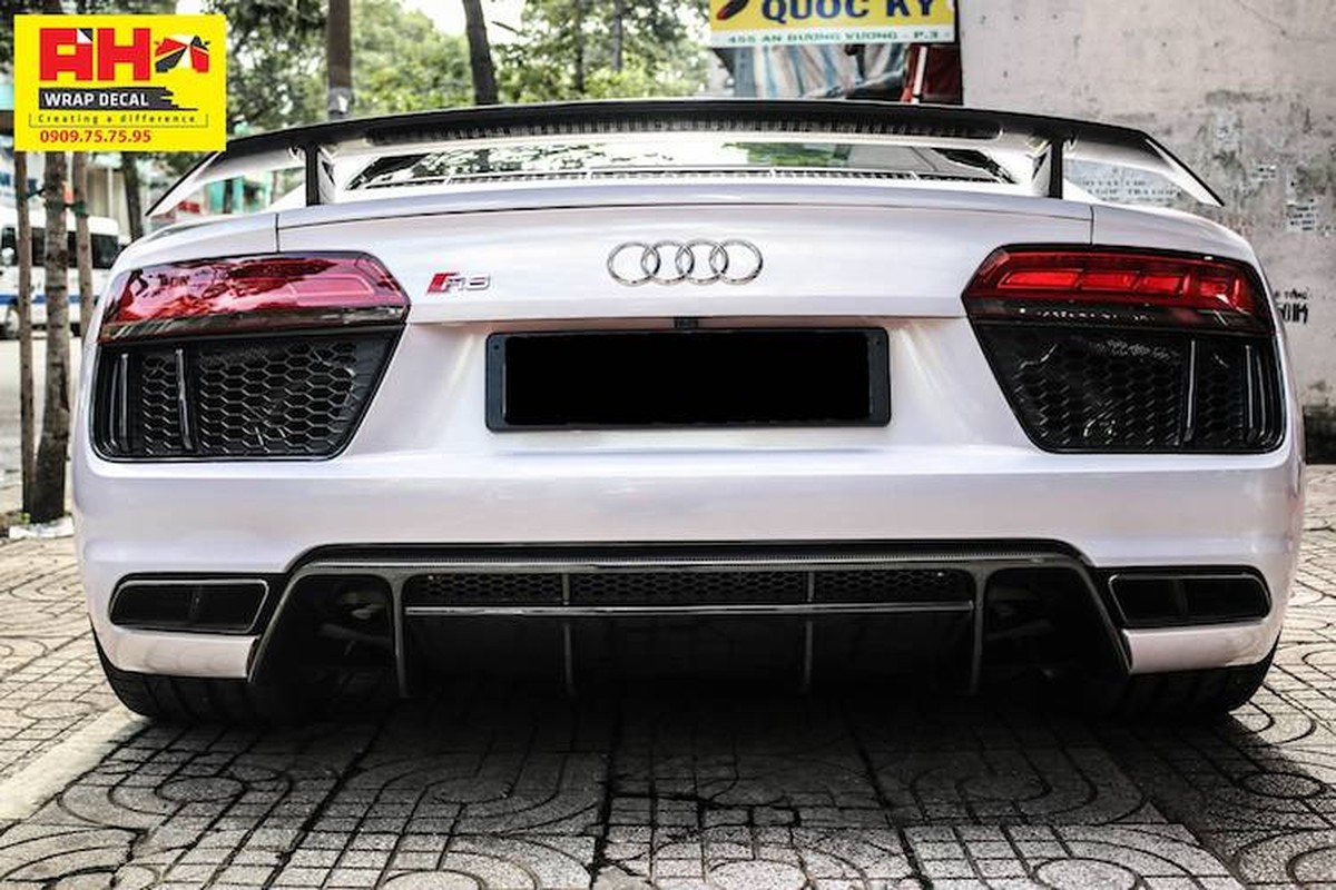 Audi R8 Plus gia 11,5 ty &quot;trang Ngoc Trinh&quot; tai Viet Nam-Hinh-8