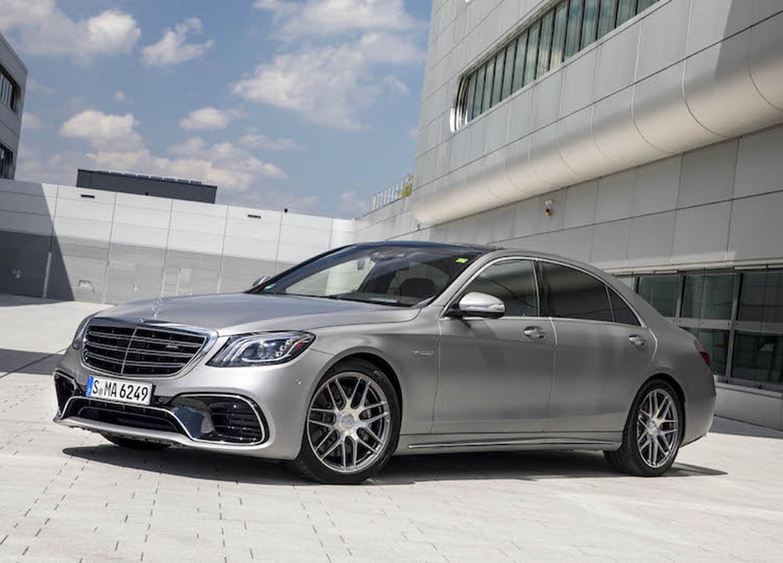 Xe sang “sieu toc” Mercedes-AMG S63 4MATIC gia 3,4 ty dong