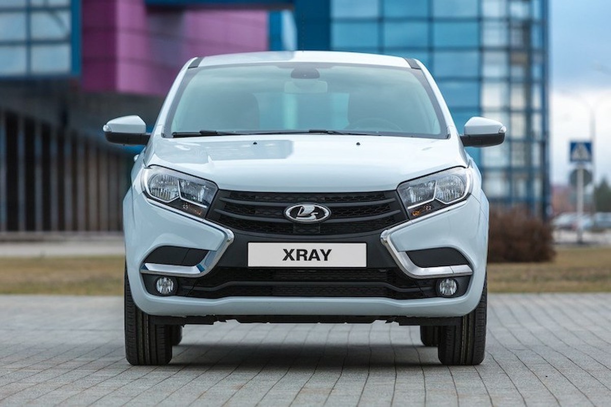 Xe oto Nga - Lada XRay Exclusive 2017 gia chi 309 trieu