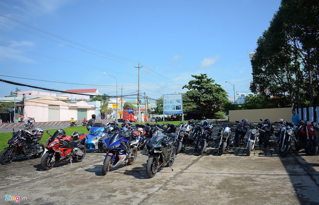 Dan sieu moto tien ty lan banh tai Soc Trang-Hinh-4