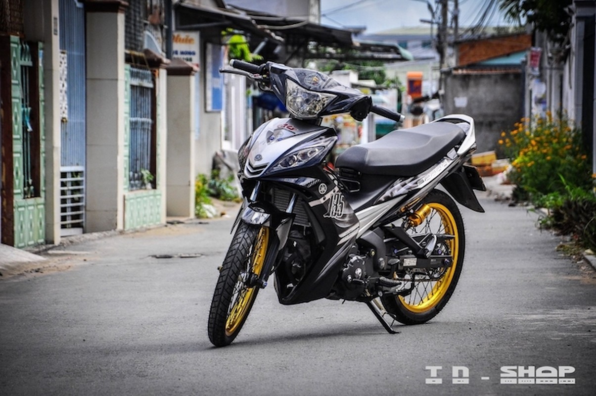 Yamaha Exciter 135 “do kieng”, sieu chat tai Sai Gon