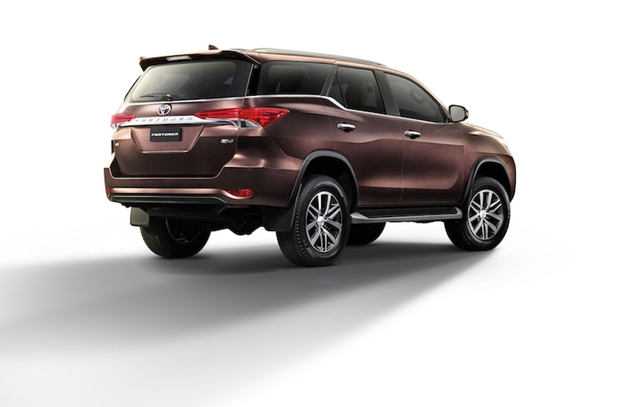 Toyota Fortuner 2018 “chot gia” tu 846 trieu co gi?-Hinh-2