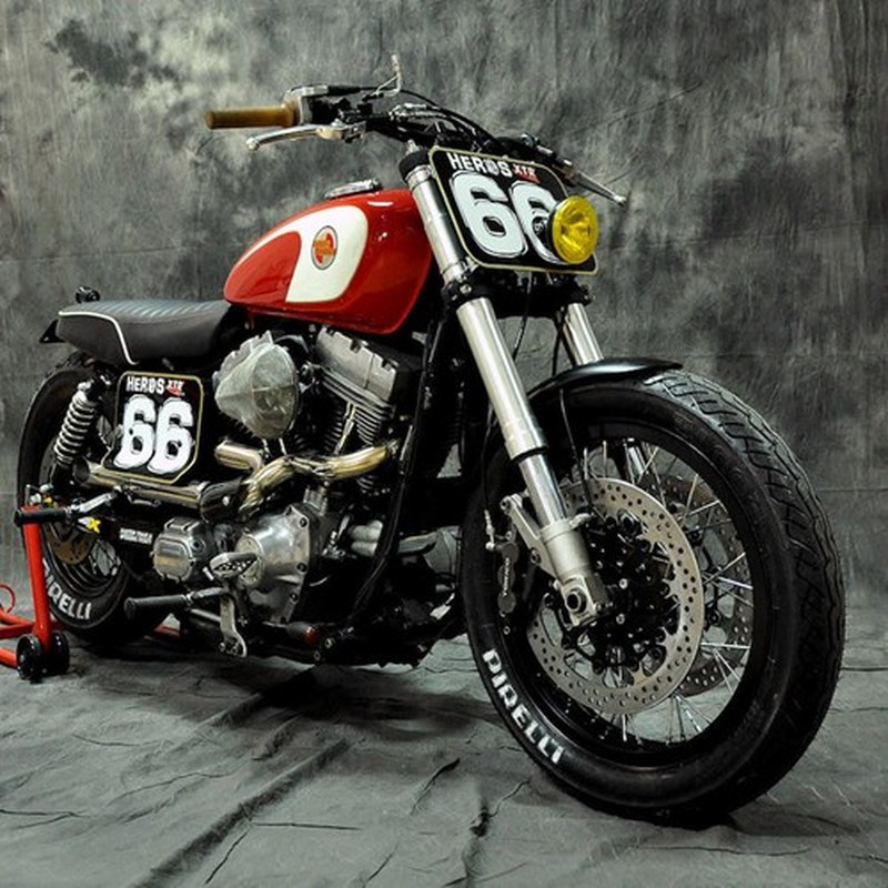 Harley-Davidson Dyna “lot xac” moto tracker duong pho-Hinh-2