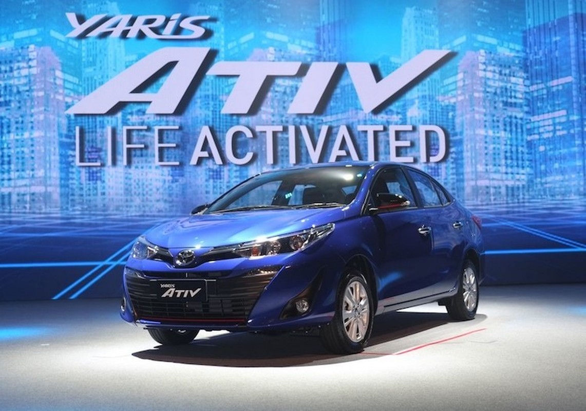 &quot;Soi&quot; sedan Toyota Yaris Ativ re hon Vios gia chi 320 trieu