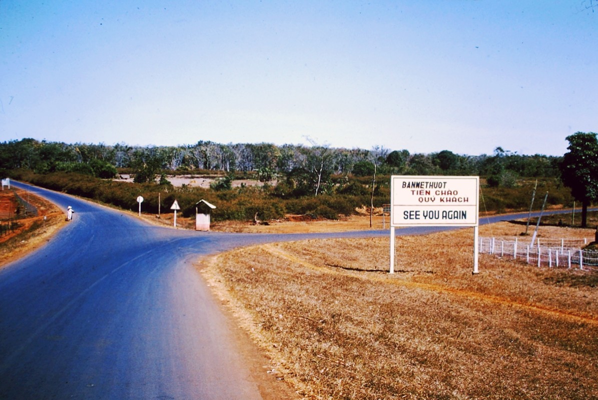 Loat anh Viet Nam 1963-1964 qua ong kinh Al Adcock (4)