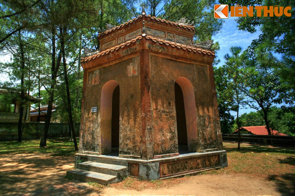 Kham pha ngoi chua co noi tieng nhat mien Trung-Hinh-6