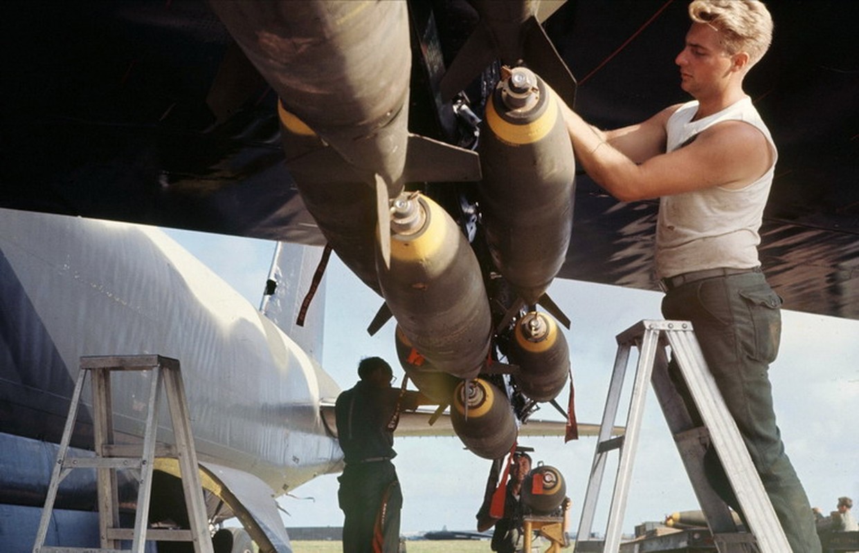 Anh hiem ve phi doi B-52 trong chien tranh Viet Nam-Hinh-3