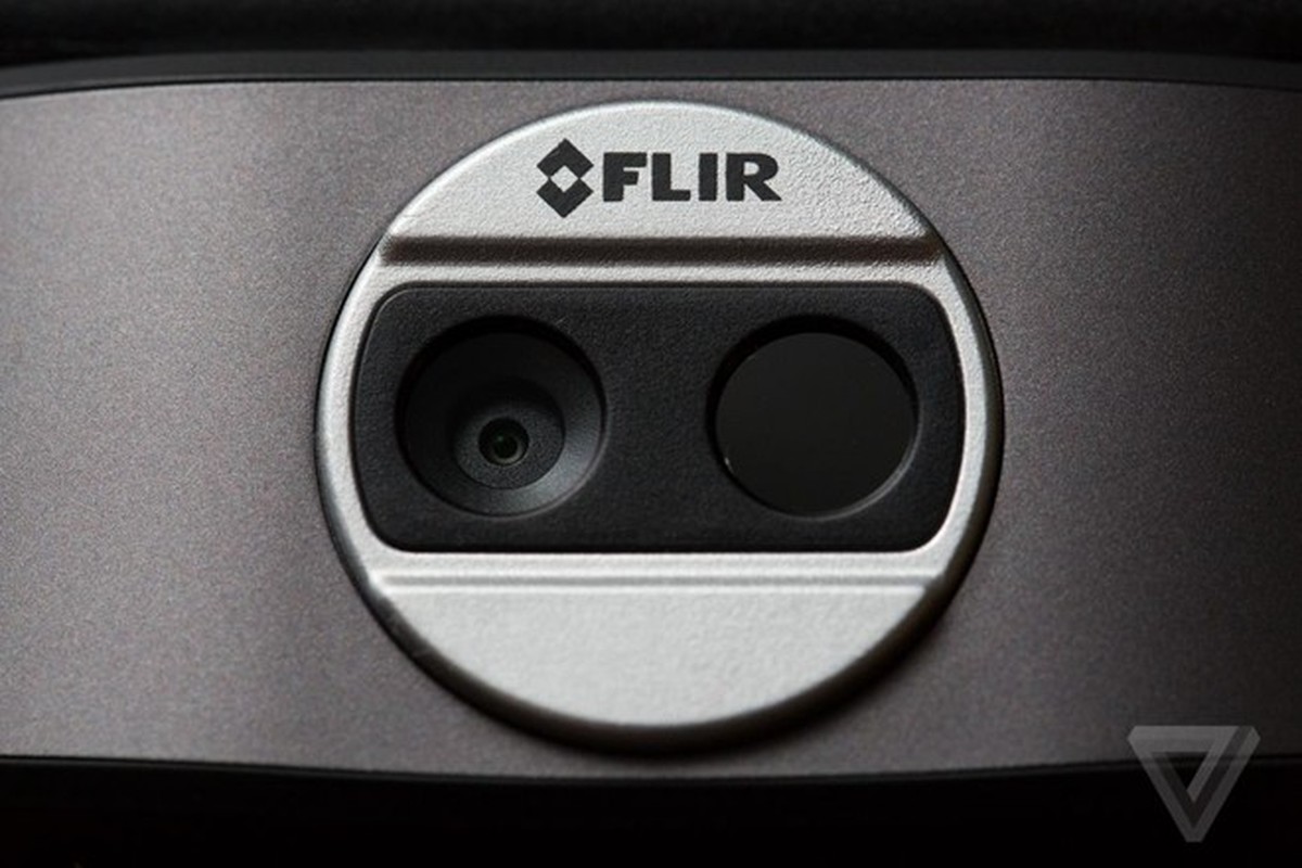 Flir One - phu kien than ky giup iPhone nhin xuyen bong toi-Hinh-10