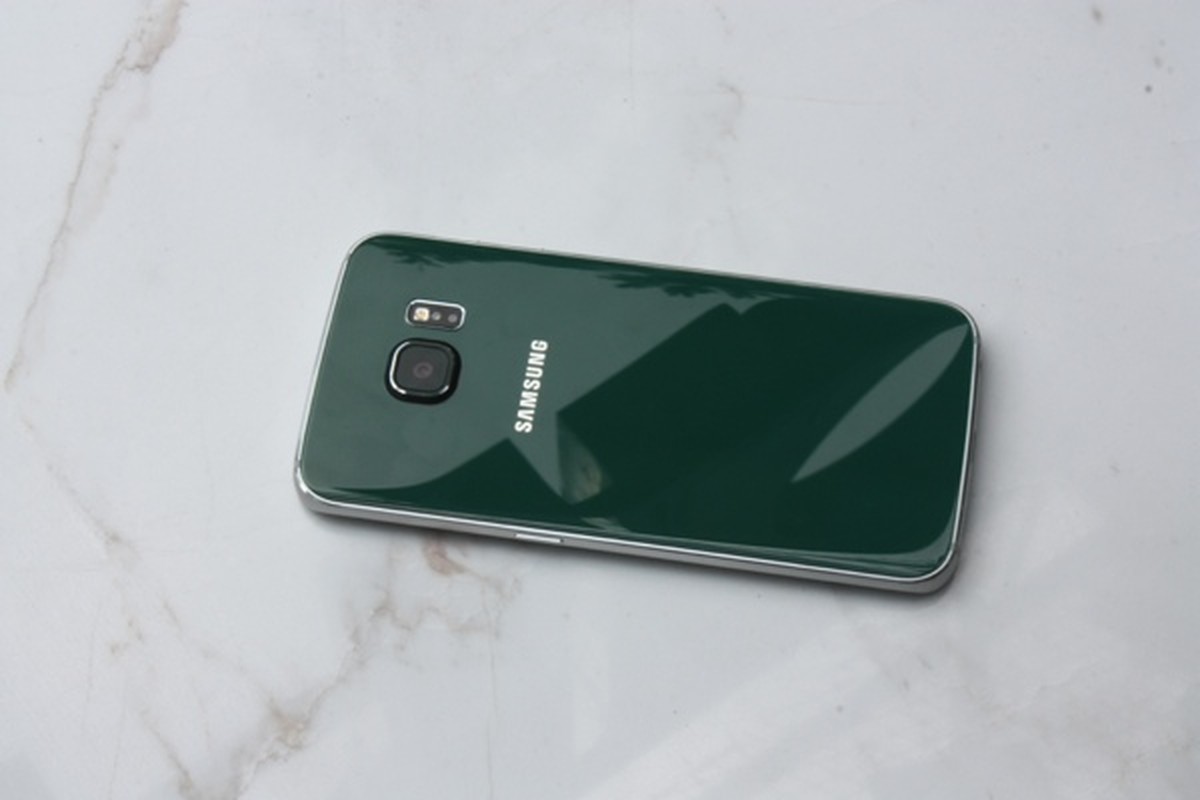 Loat anh Samsung S6 Edge xanh ngoc luc bao tai Viet Nam-Hinh-12