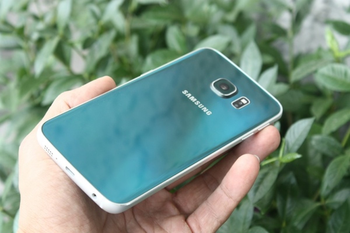 Loat anh Samsung S6 Edge xanh ngoc luc bao tai Viet Nam-Hinh-4