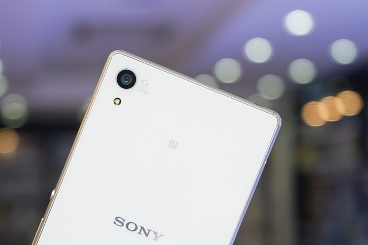 Mo hop Sony Xperia Z3+ ban dac biet gia 18 trieu dong-Hinh-11