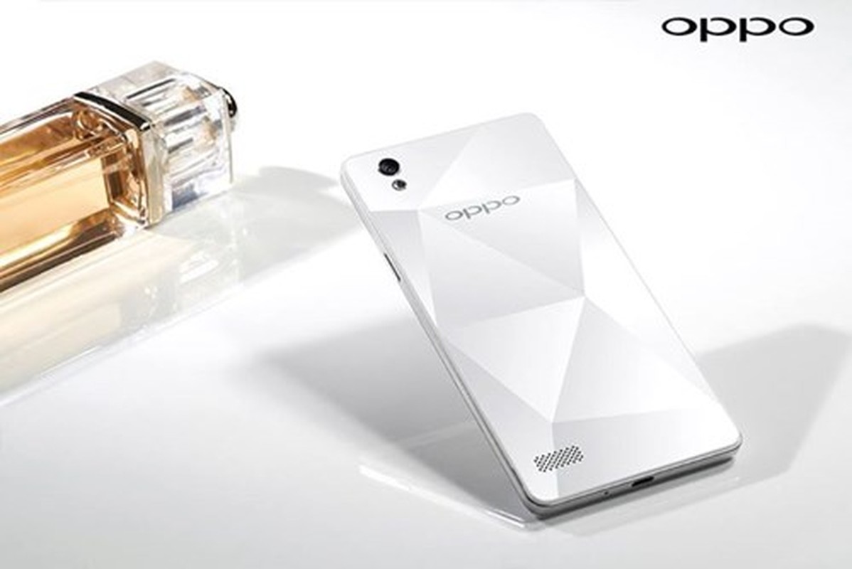 Loat anh smartphone thoi trang Oppo Mirror 5S vua ra mat