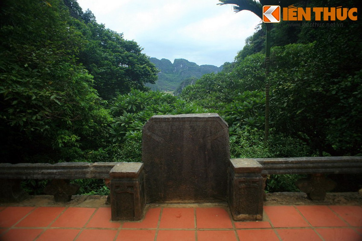 Ngoi chua trong hang dong doc nhat vo nhi o Ninh Binh-Hinh-12