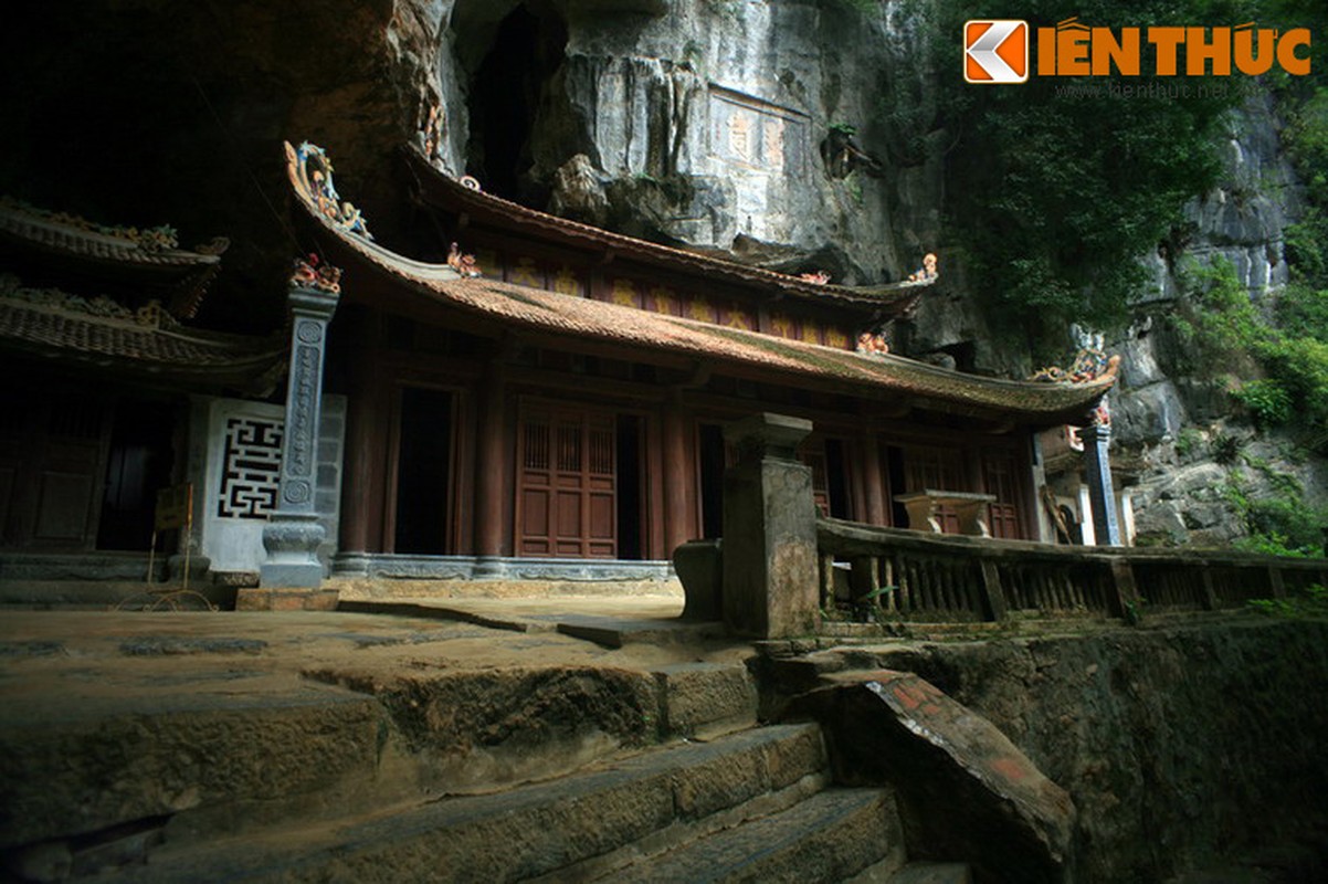 Ngoi chua trong hang dong doc nhat vo nhi o Ninh Binh-Hinh-6