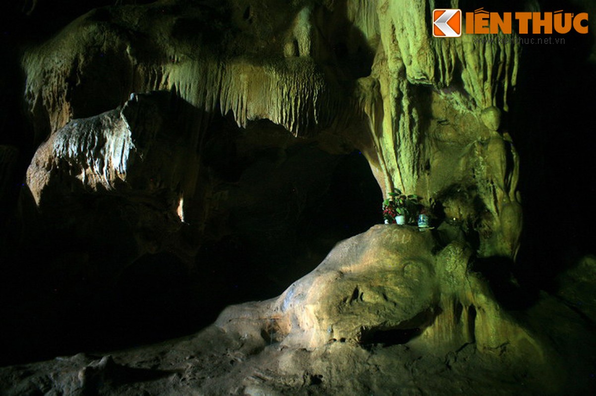 Ngoi chua trong hang dong doc nhat vo nhi o Ninh Binh-Hinh-9